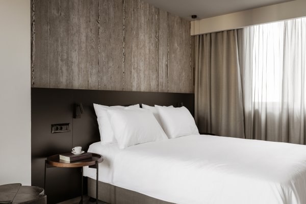 Junior Suite with Balcony gallery image 1